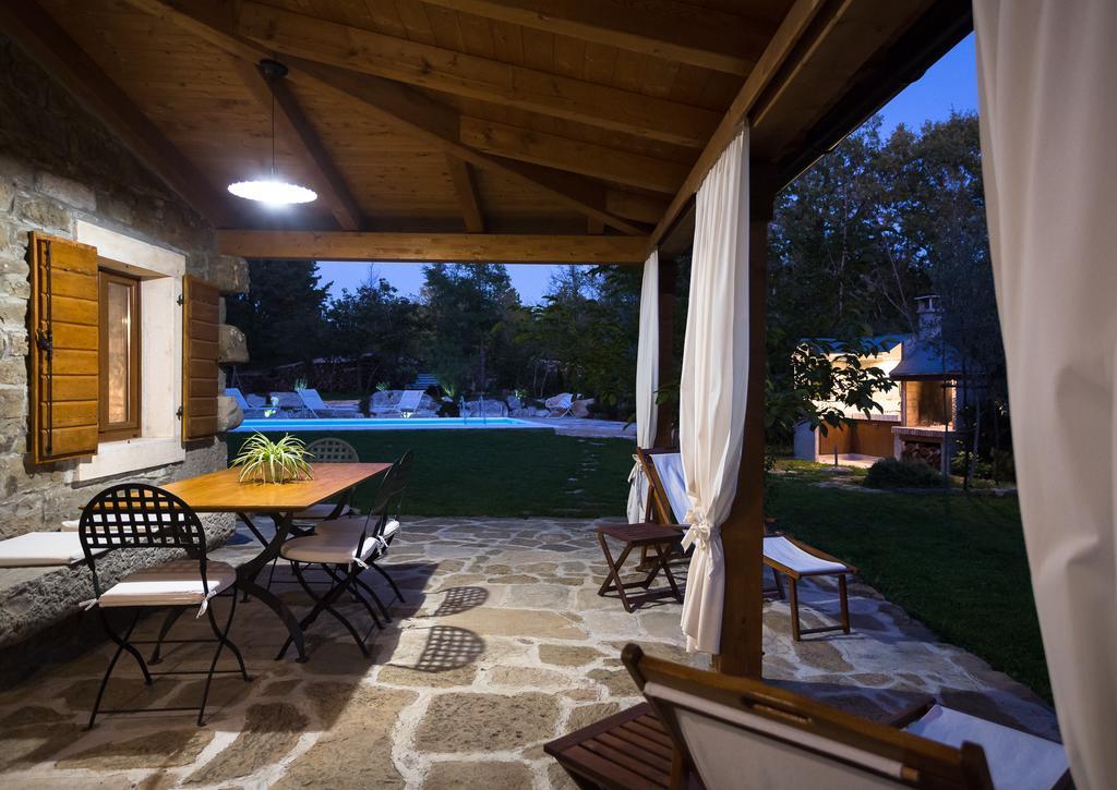 Holiday Home Casa Dei Farfui Momjan Exterior foto